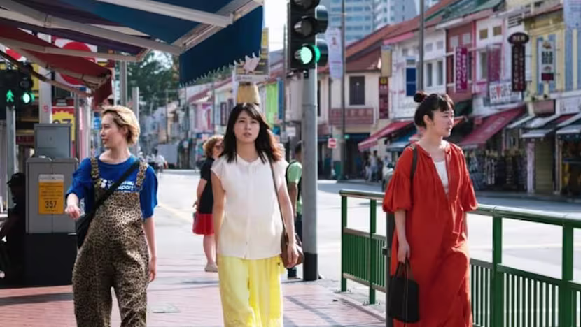 Singapur’u Büyüleyen Japon Filmi: Marina Bay Sands’ten Kampong Glam’e Büyülü Gizem Turu