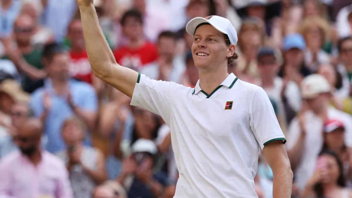 Sinner, Djokovic'i ezerek Zverev ile Wimbledon finaline yükseldi