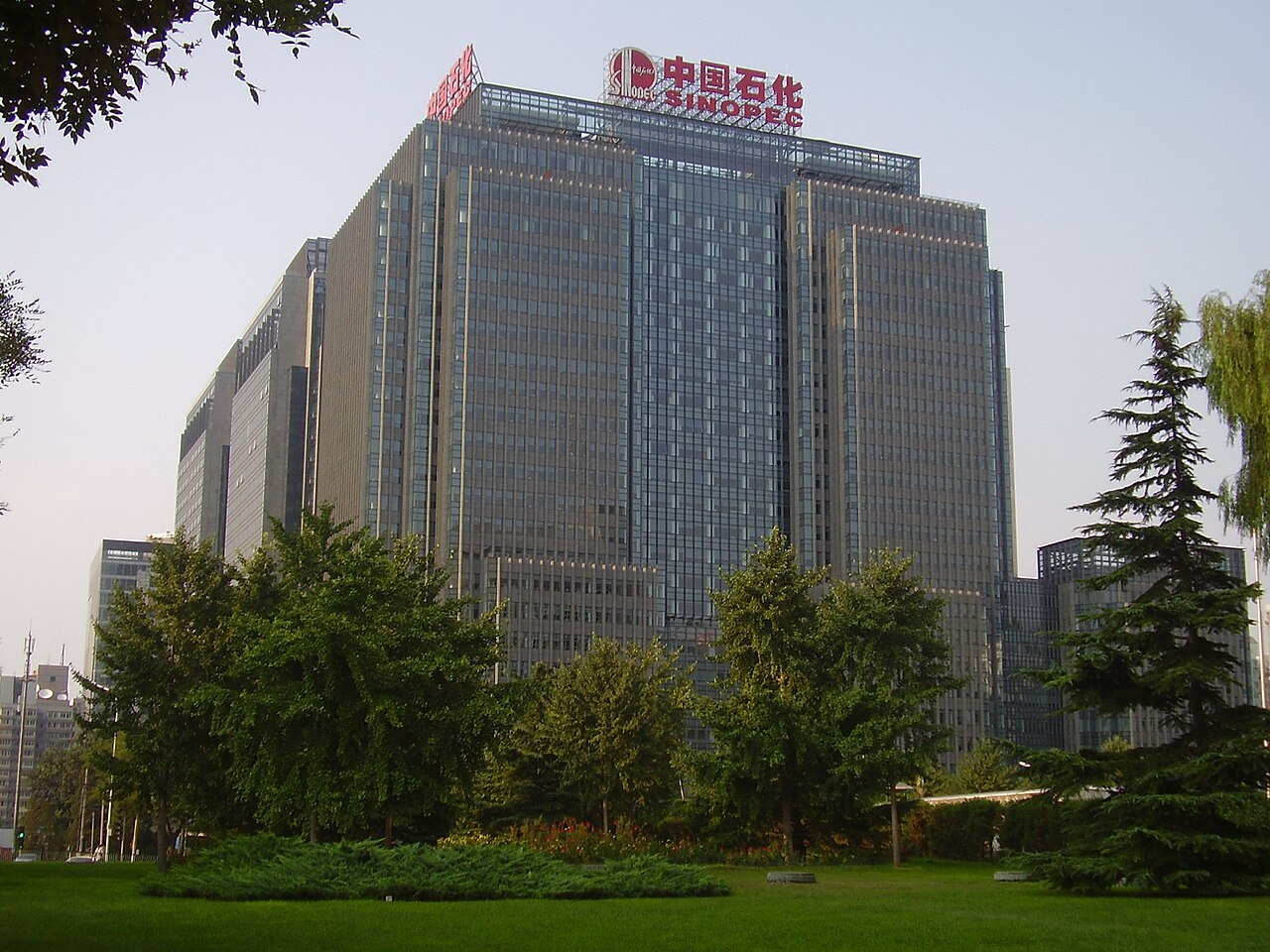 Sinopec, Orta Doğu Kesintilerini Rus Petrolüyle Telafi Ediyor