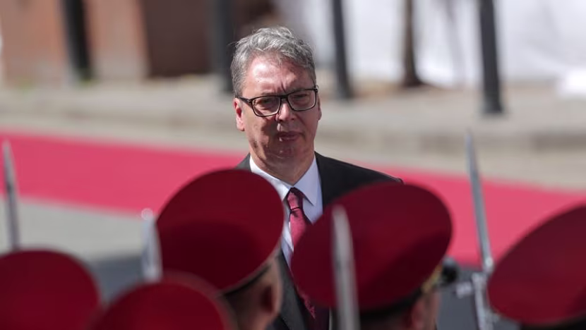 Sırbistan Cumhurbaşkanı Vucic haftalar içinde istifa edeceğini açıkladı