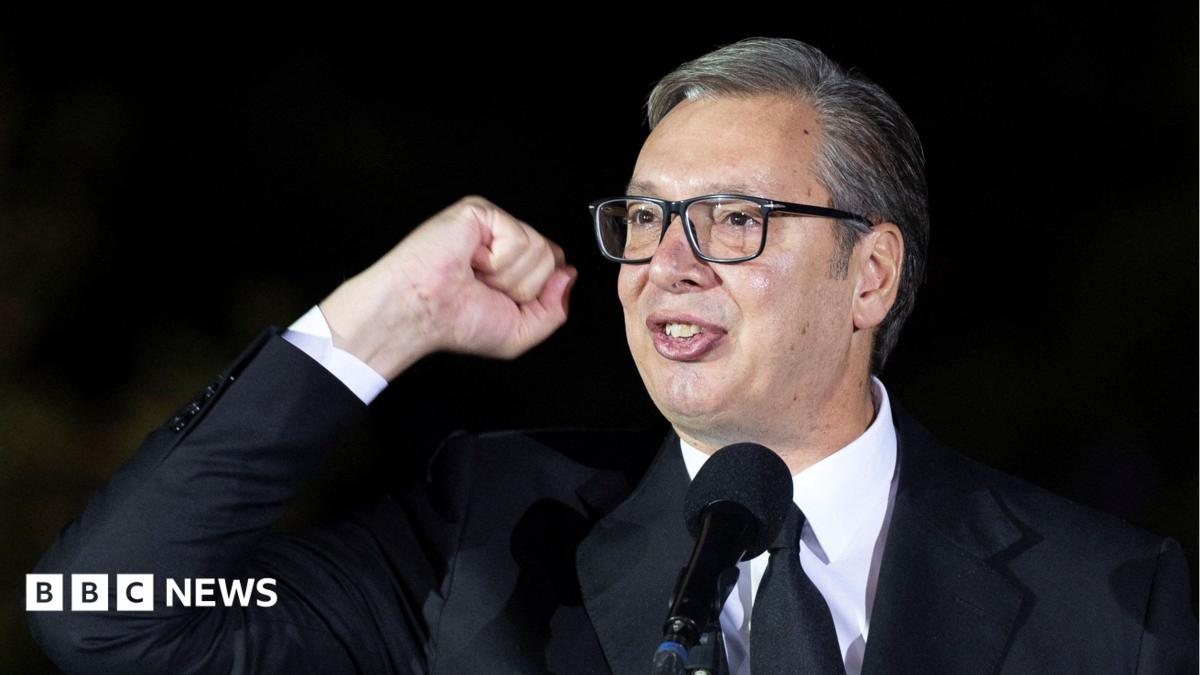 Sırbistan'da Vučić Dönemi Sona Erdi: Erken Seçim Yolu Açıldı