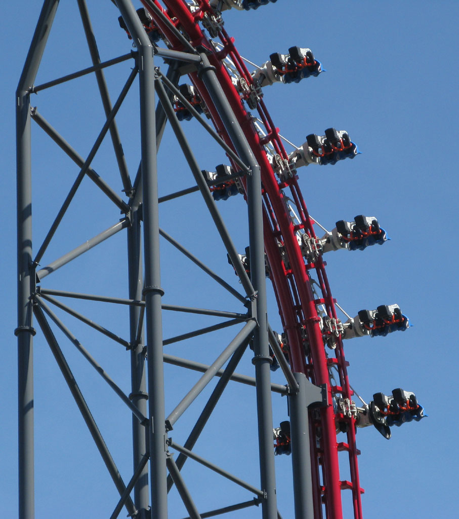 Six Flags'te 120 Futta Mahsur Kalan 4 Kişi Kurtarıldı