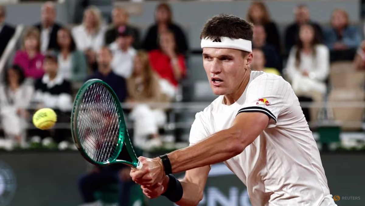 Soğukkanlı Mensik Paris'te Yarı Finalde, Andreeva ve Kostyuk Sıcak Formuyla Buluşuyor