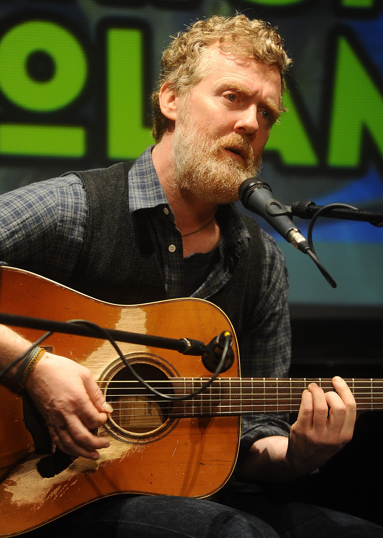 Sokak Müzisyeni Ruhunu Hiç Kaybetmeyen Oscar Ödüllü Glen Hansard Hayatını Kaybetti