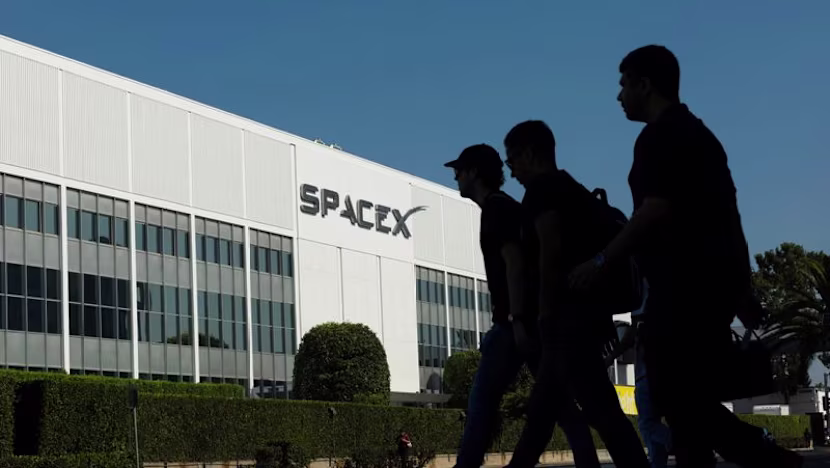 SpaceX borçlanma ile sermaye artırıyor, nakit değeri 100 milyar doları aştı