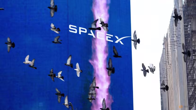 SpaceX halka arz sonrası dar bantta: Kilit açılımı endişeleri artırdı