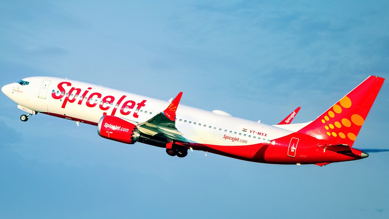 Zor durumdaki SpiceJet son dakikada nefes aldı