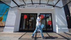Sports Direct sahibi Harvey Nichols'ı satın aldı