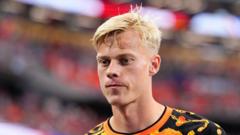 Spurs, Brighton'dan Van Hecke'yi 52 Milyon Sterline Transfer Ediyor