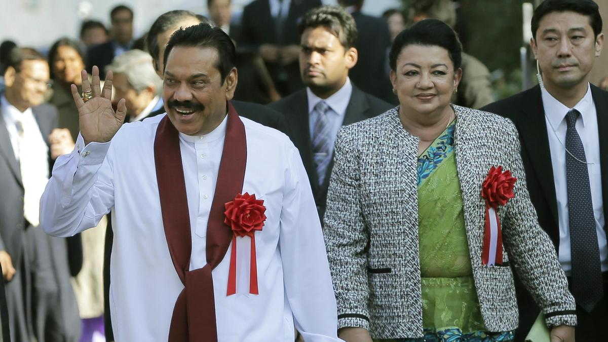 Sri Lanka'da eski First Lady'ye yolsuzluk gözaltısı