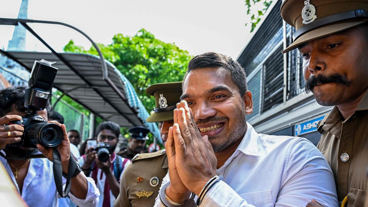 Sri Lanka Mahkemesi'nden Hintli Yönetmenlere Tutuklama Kararı Yok