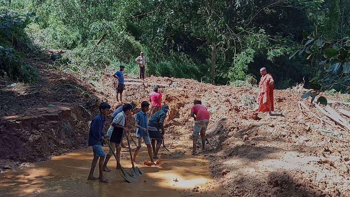 Sri Lanka'da sel ve toprak kaymaları: En az 5 ölü, okullar tatil edildi