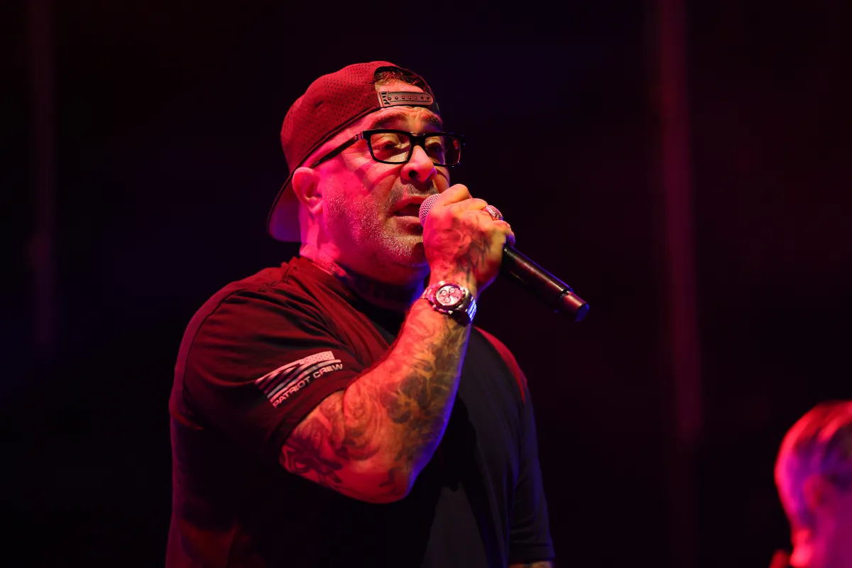 Staind'ın 'Break the Cycle' Albümü 25. Yılına Özel Sürümle Kutlanıyor