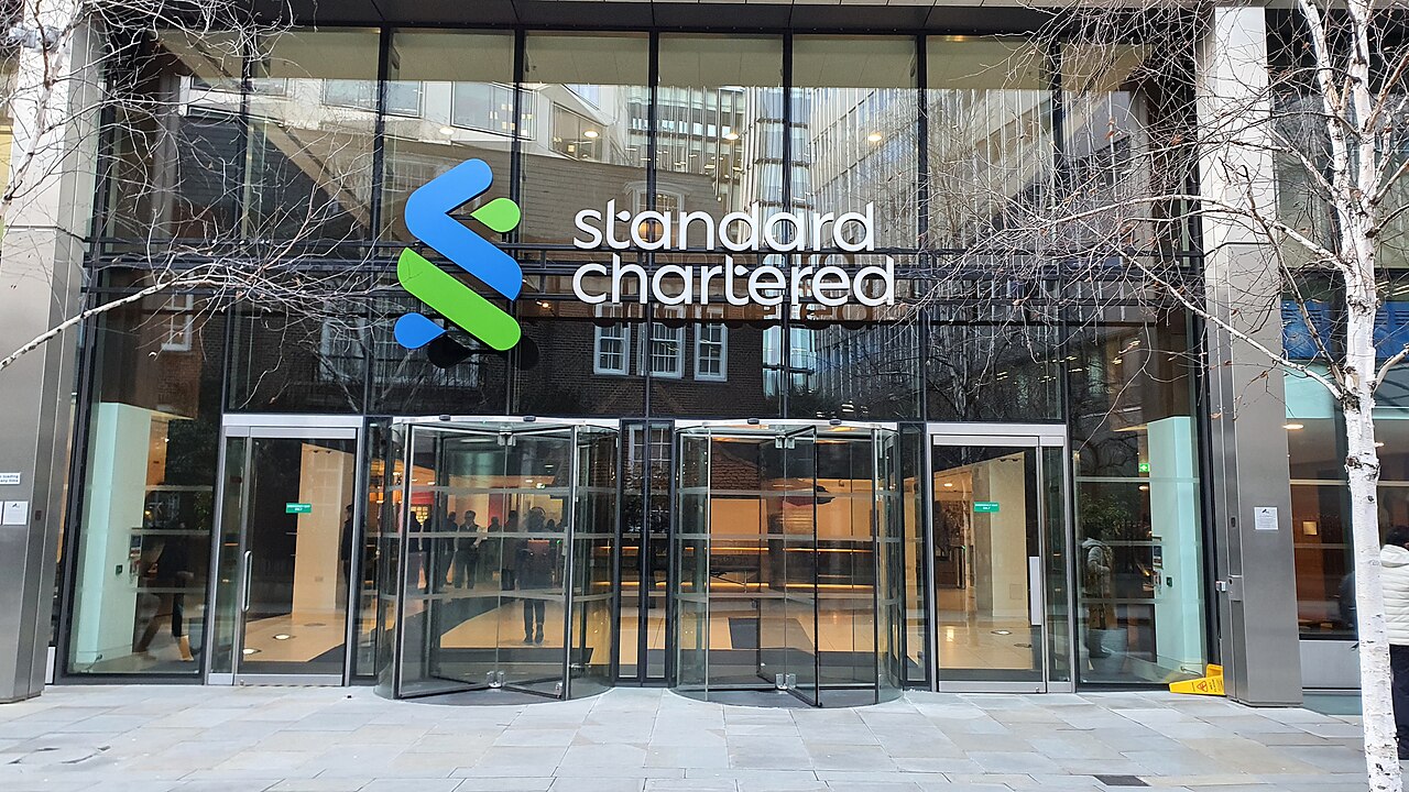 StanChart Hindistan'da Üst Düzey Yönetici Kaybıyla Karşı Karşıya