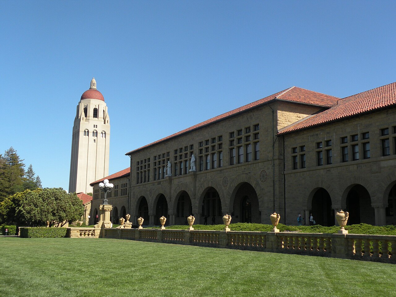 Stanford'ın Hoover Enstitüsü Çin Bağışı Raporunun Geri Çekilmesini İstiyor