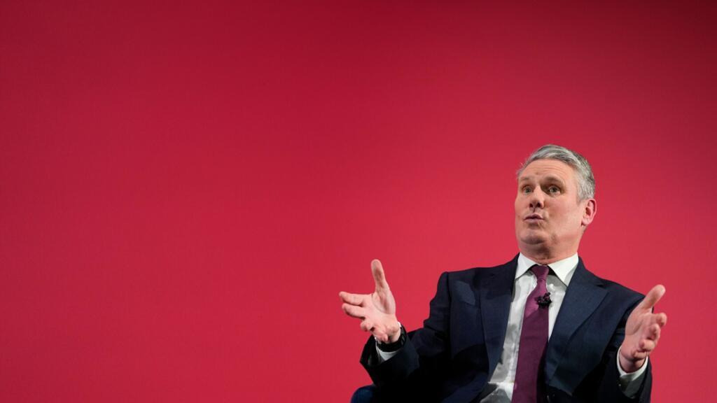 Starmer'ın İstifasıyla Sonuçlanan İki Yıllık Başbakanlık Dönemi