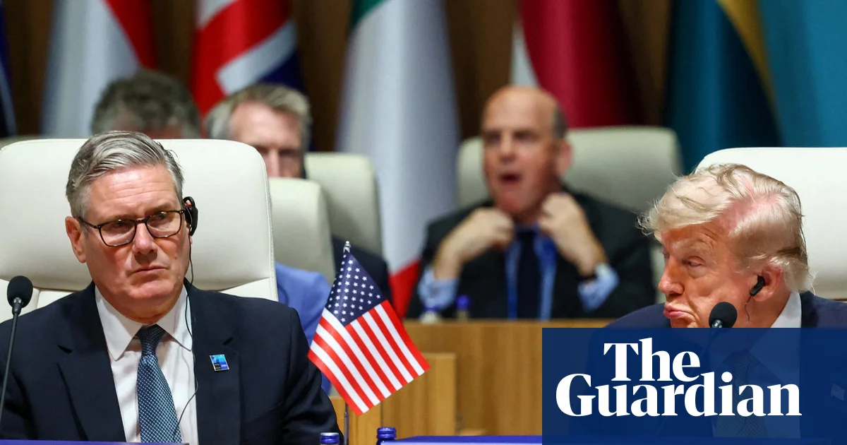 Starmer: Trump görevden ayrıldıktan sonra da iletişim halinde olmak istiyor