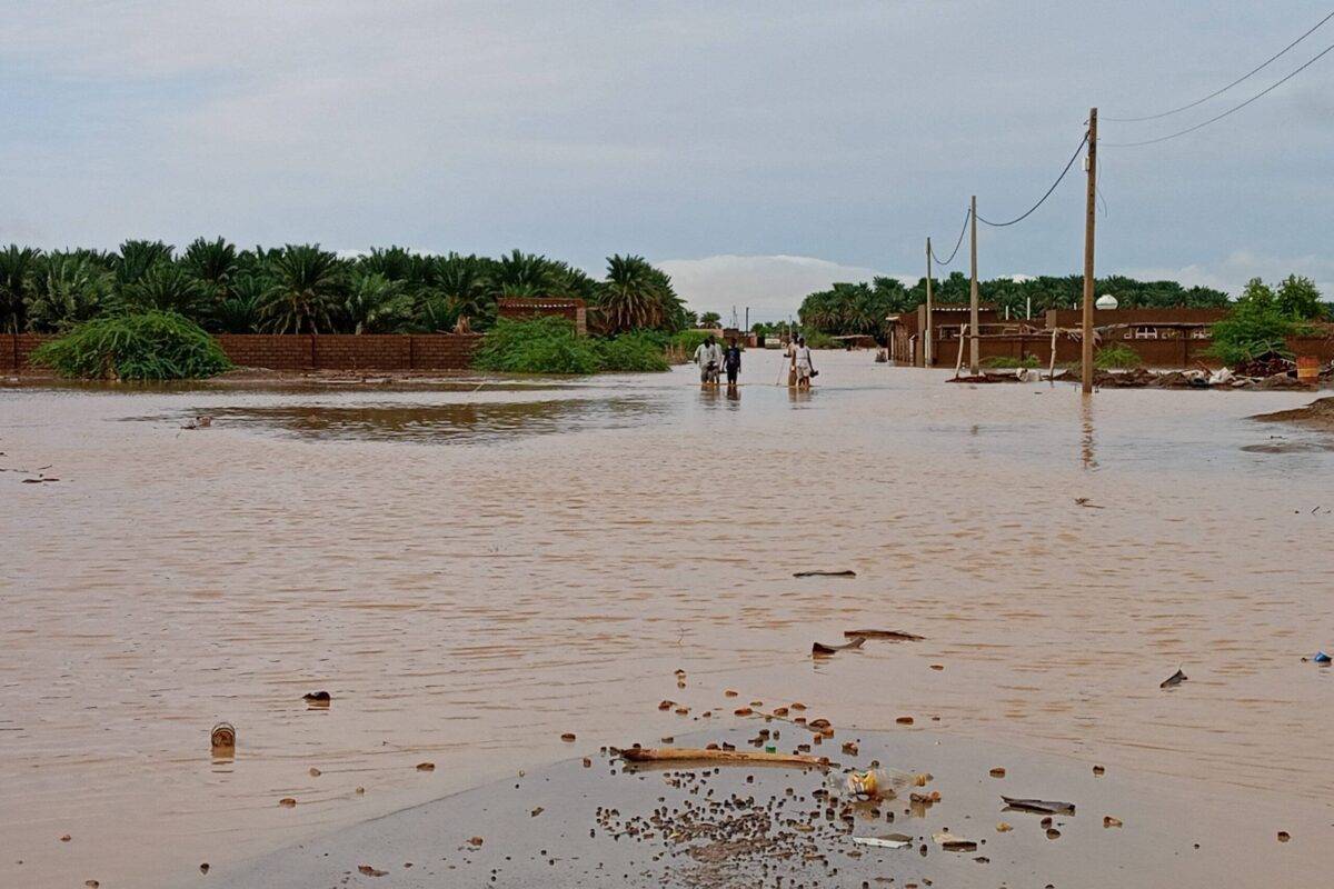 Sudan'da sel felaketi: 975 aile yerinden oldu, 1348 ev hasar gördü