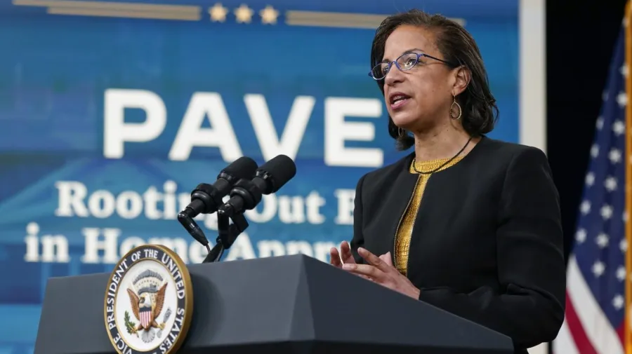 Susan Rice: Trump'ın İran mutabakatı 'zayıf', 'aptalca bir savaşa' yol açıyor
