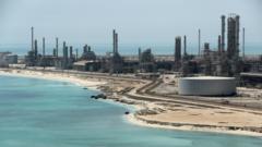 Suudi Arabistan'da Aramco helikopteri düştü: 14 ölü