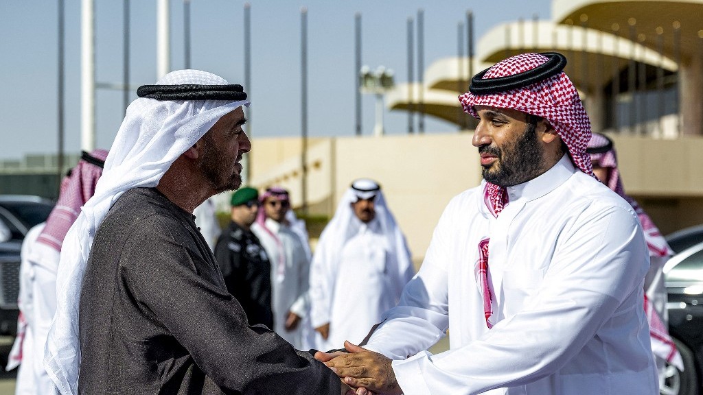 Suudi Arabistan, BAE'ye para transferi kurallarını sıkılaştırdı