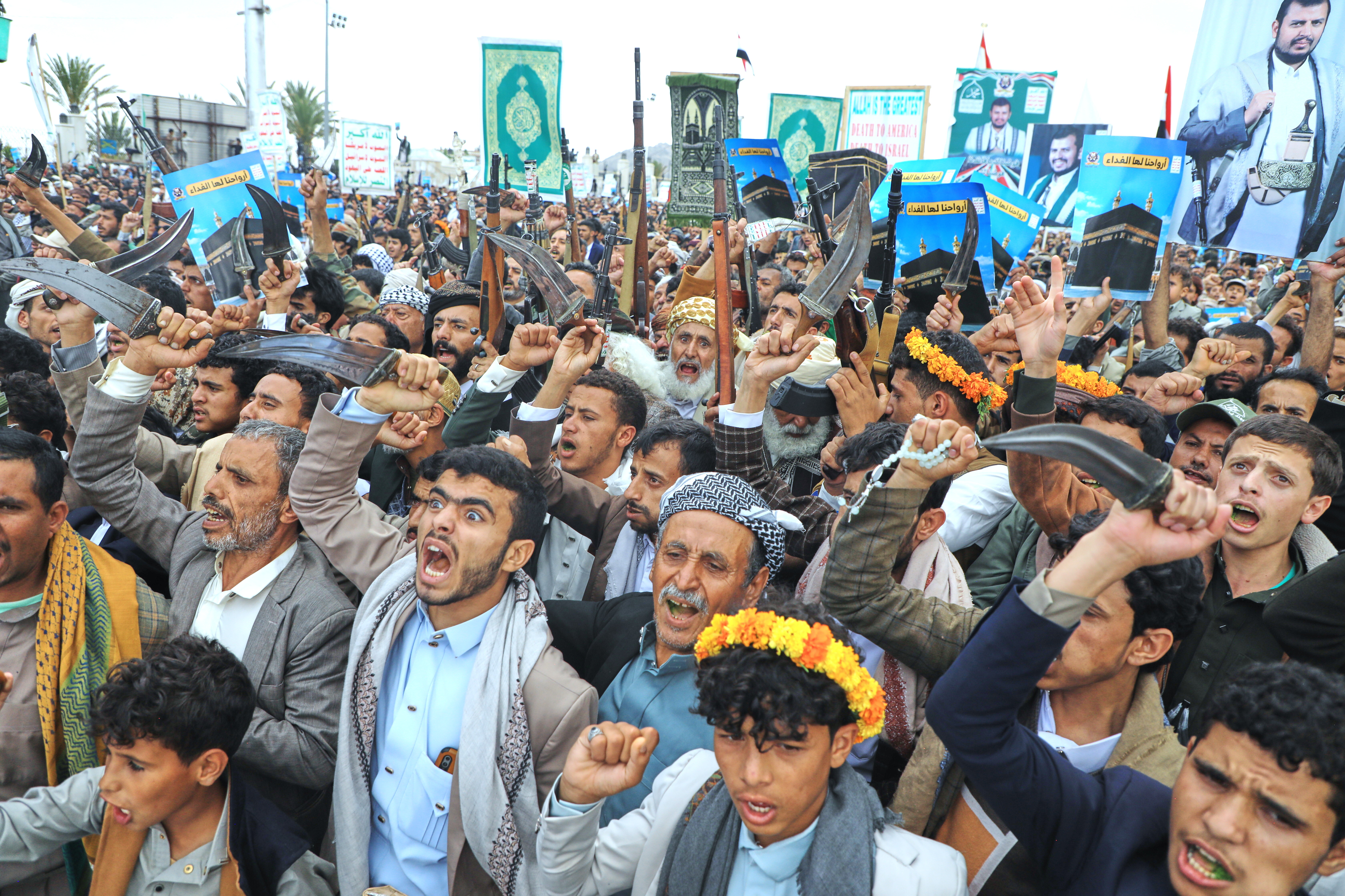 Suudi Arabistan: Husiler Riyad'ı füzeyle vurmaya çalıştı