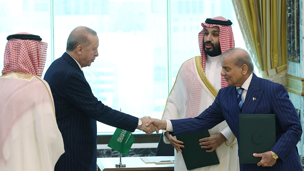 Suudi Arabistan, Türkiye ve Pakistan'dan Ortak Savunma Anlaşması