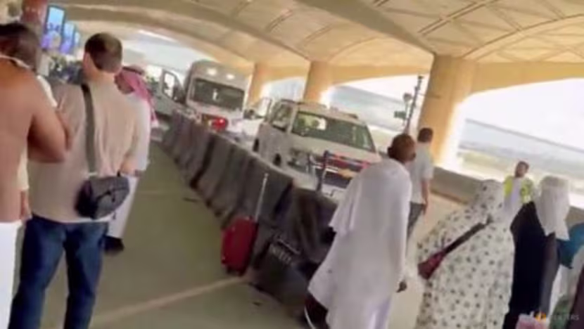 Suudi havalimanına yeni saldırı: 1 ölü, 11 yaralı