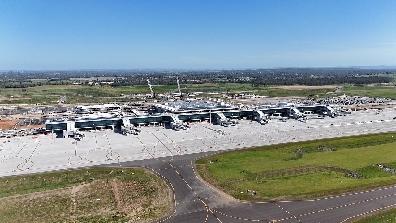 Sydney Havalimanı'nda Kaos: Ulaştırma Bakanı'ndan Acil Toplantı