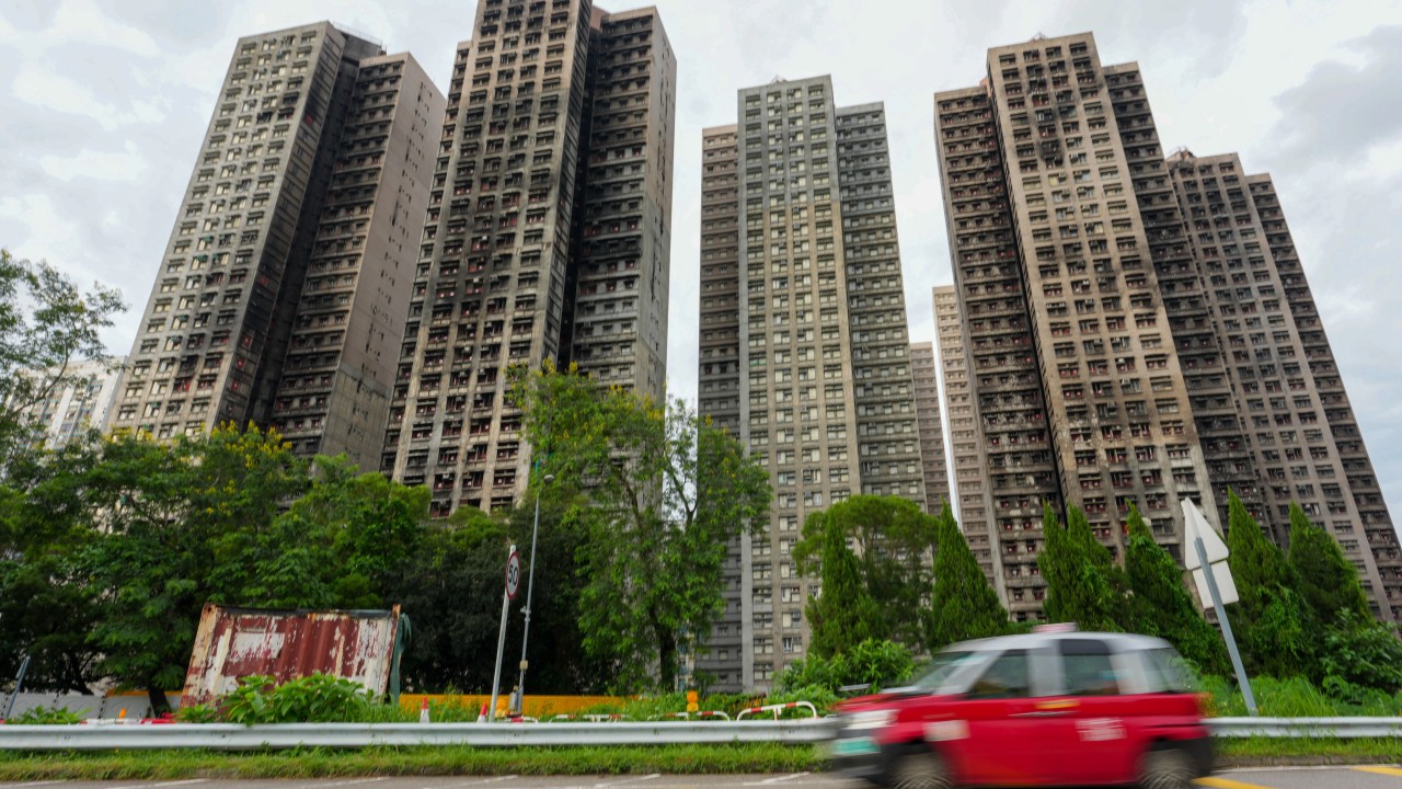 Tai Po Yangını: Müteahhit Şirketin Yöneticileri Suçlamaları Reddetti