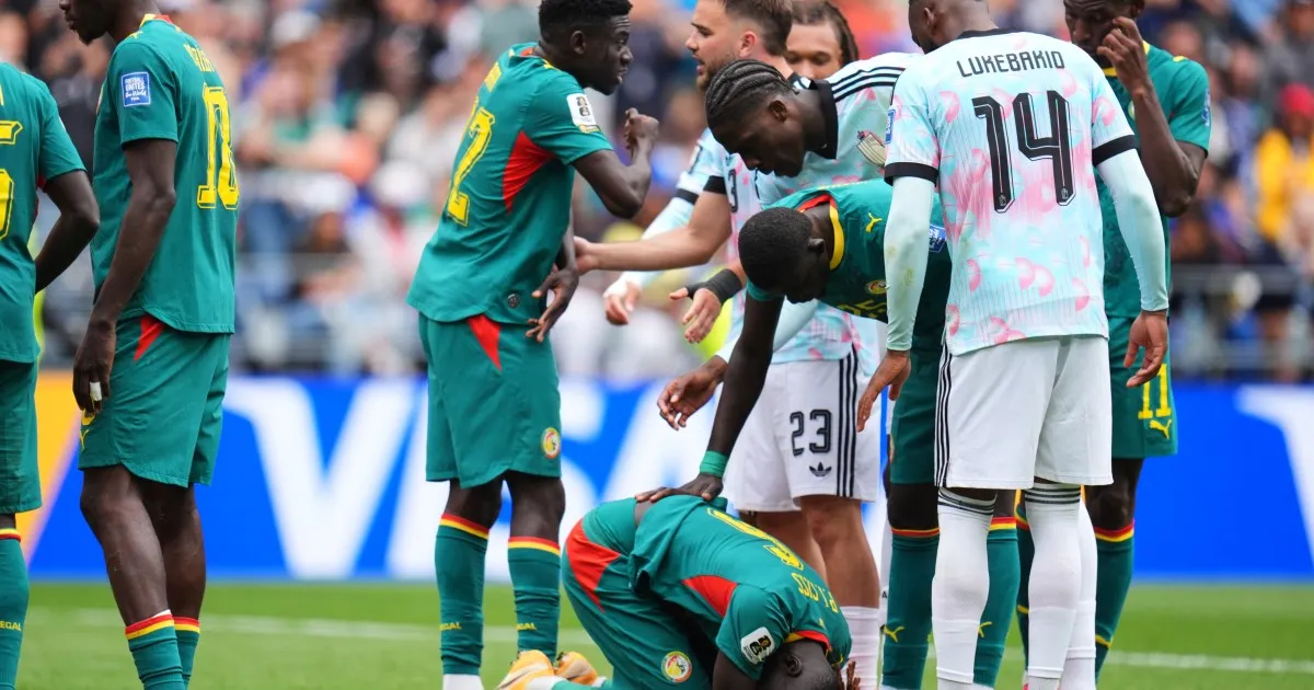 Tartışmalı penaltı Senegal'in Dünya Kupası'nı bitirdi