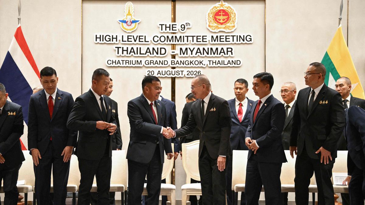 Tayland ve Myanmar askeri yetkilileri sınır güvenliği için buluştu