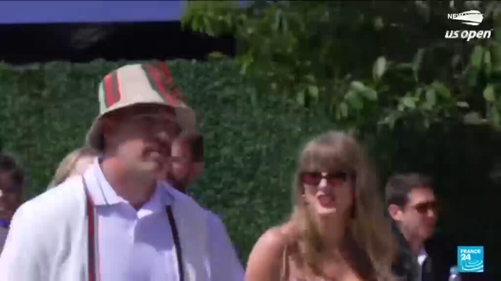 Taylor Swift ve Travis Kelce, Adam Sandler'ın Nikah Şahitliğinde Evlendi