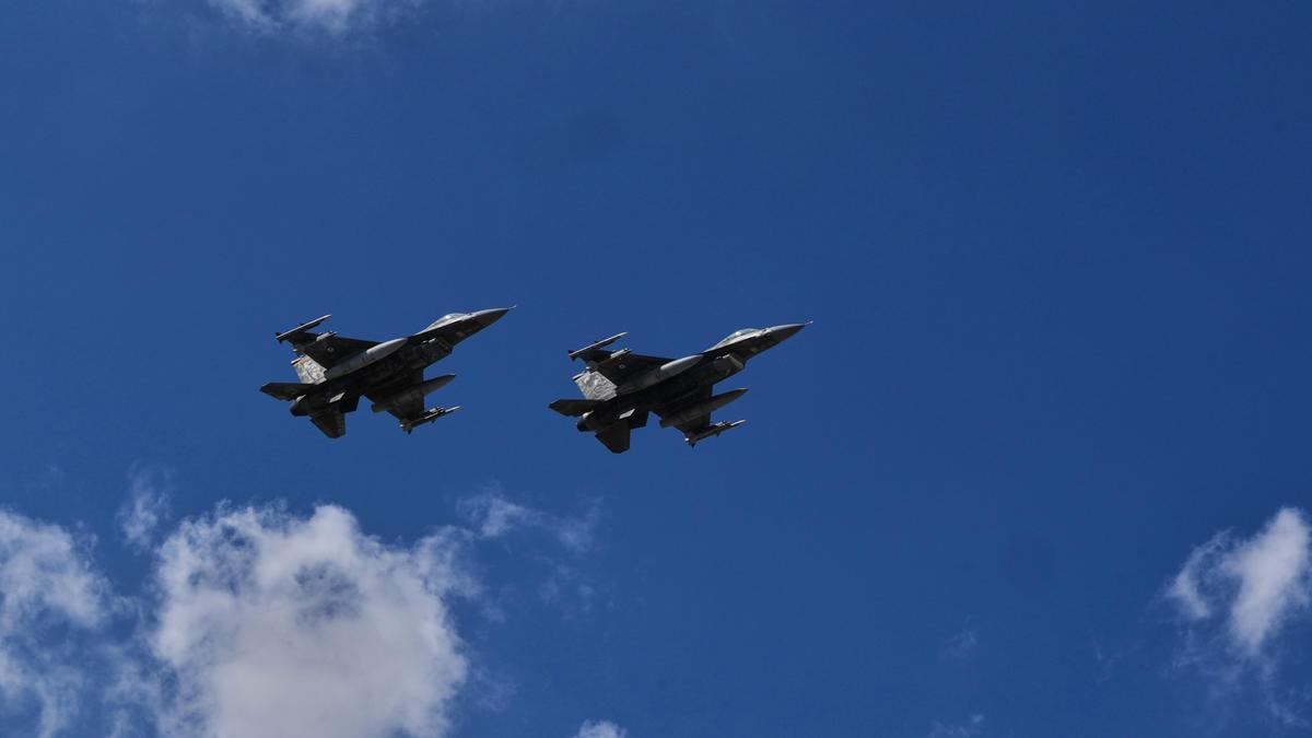 Tayvan'a ABD'den gecikmeli F-16V teslimatı: 2 uçak geldi