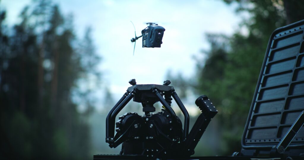 Teledyne FLIR'den 450 Gramlık Mikro Drone: Black Recon