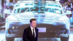 Tesla'nın eve çarpması sonucu 70'li yaşlarda kadın hayatını kaybetti: Aile dava açtı