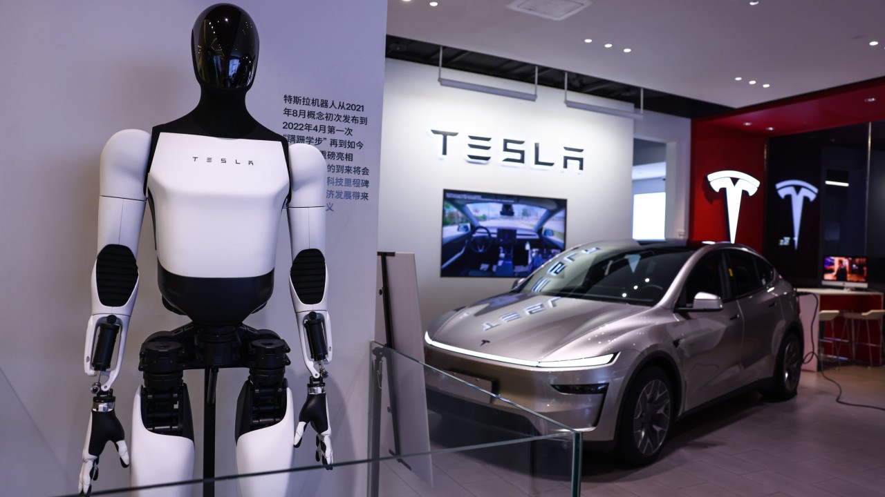 Tesla, Optimus üretimi öncesi Çinli tedarikçileri denetliyor