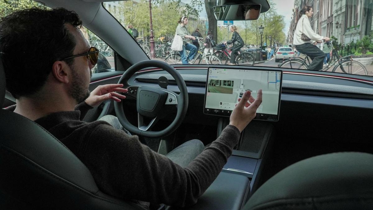 Tesla'nın Avrupa'ya yanıltıcı otonom sürüş verileri