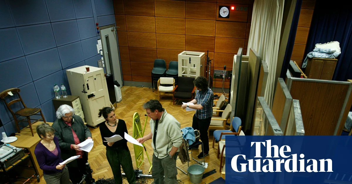 The Archers Oyuncuları BBC'nin Stüdyo Kararına Öfkeli