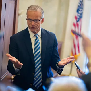 Thune-Trump gerilimi: Megayasa 3.0 için saat işliyor