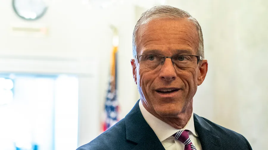 Thune: Yapay Zeka Düzenlemesi 'Hafif Dokunuş' Olmalı