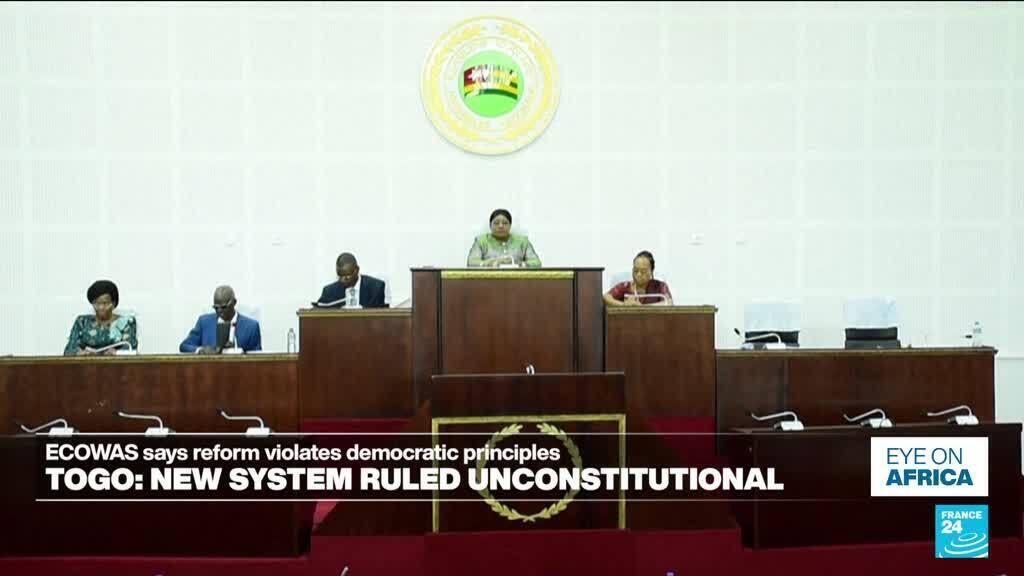 Togo'da Parlamenter Sistem Kararı Anayasaya Aykırı Bulundu