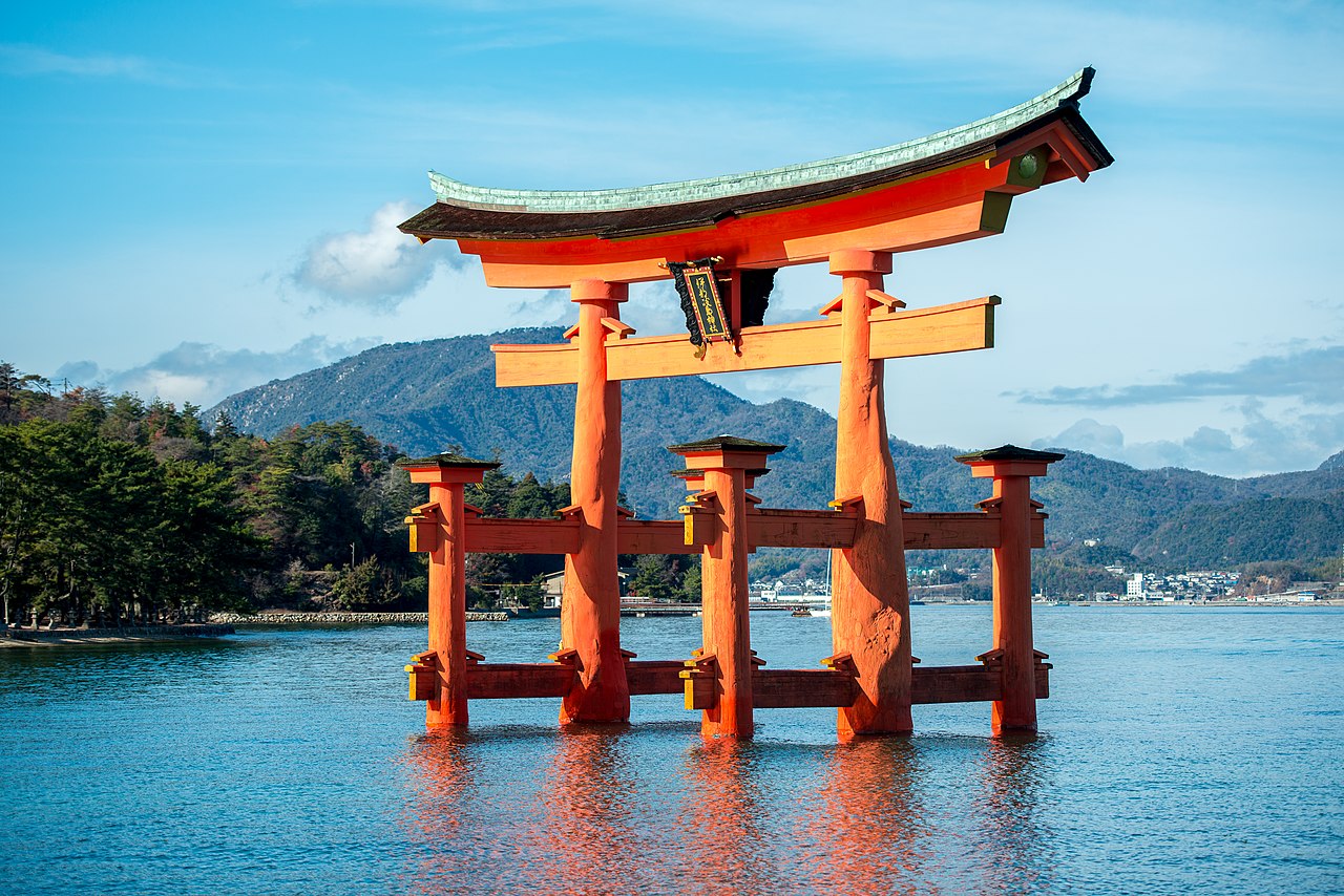 Tokyo'da Sokaklar Su Savaşlarına Sahne Oldu