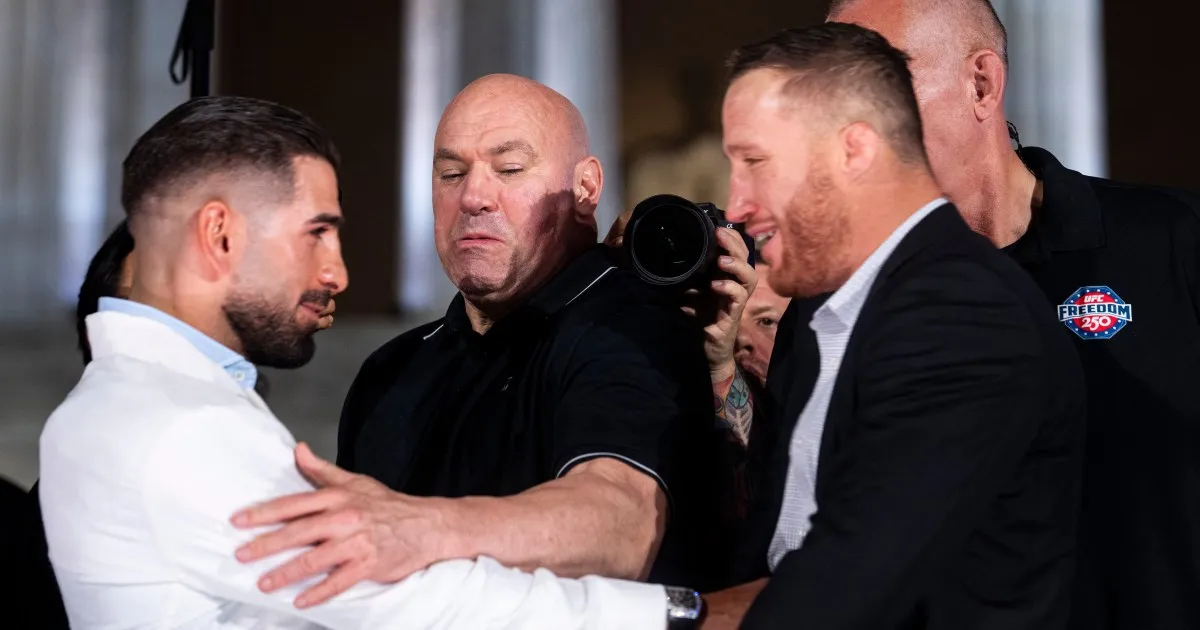 Lincoln Anıtı önünde dövüş krizi: Topuria, Gaethje'yi itti