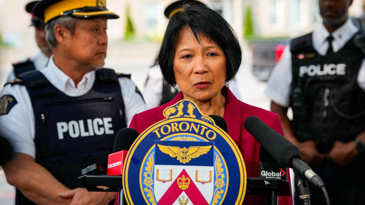 Toronto'daki ABD Konsolosluğu'na Ateş Açıldı