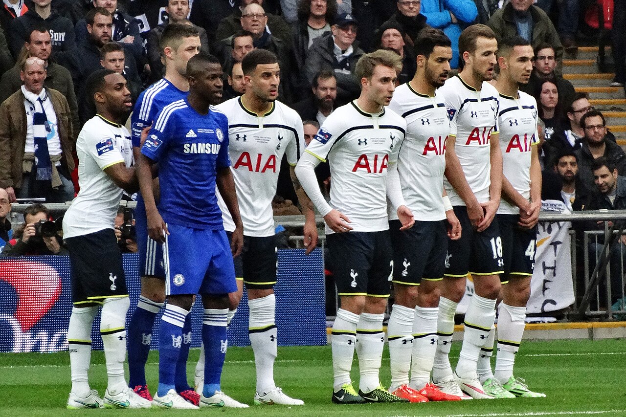 Tottenham, Chelsea lanetini 2-0 ile bitirdi