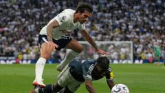 Tottenham-Newcastle Maçında Yıldızlar: Tonali Zorlandı, Gonzalez Parladı