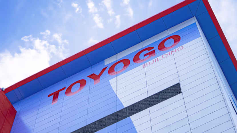 Toyogo 40. yılını kutluyor: Yeni maskot ve EV hediyesiyle geleceğe bakıyor