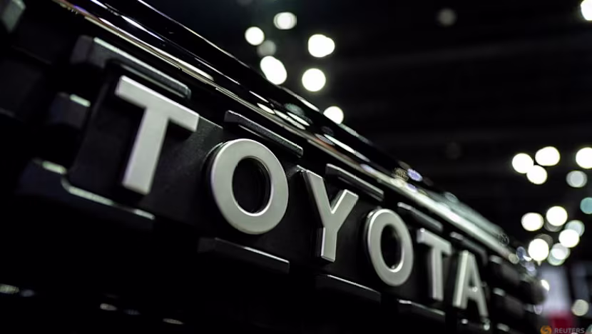 Toyota ve Daimler 1,87 milyar dolarlık hisse satıyor