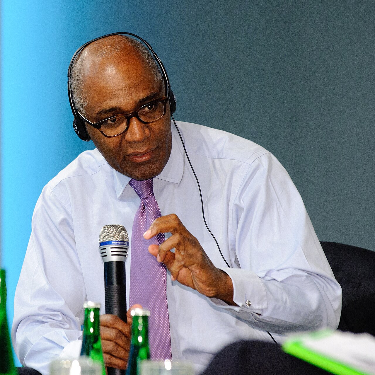 Trevor Phillips'ten CBS Muhabirlerine Sert Tavsiye: Eleştirmenlere Aldırmayın